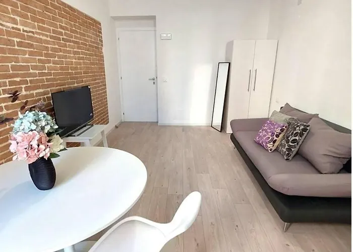 Appartamento Petite Deva - Loft With Balcony